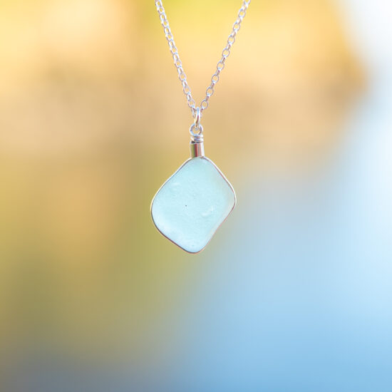 Sea glass pendant aqua - Image 3