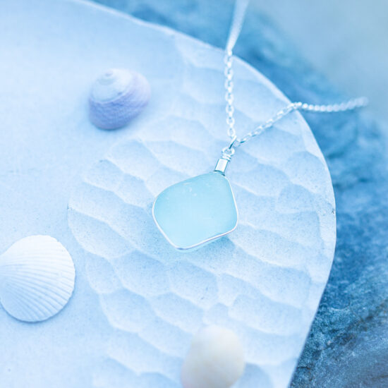 Sea glass pendant aqua - Image 4