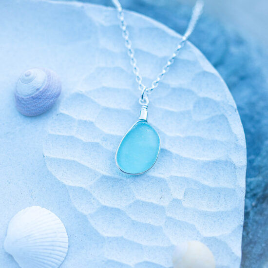 Sea glass pendant aqua - Image 6