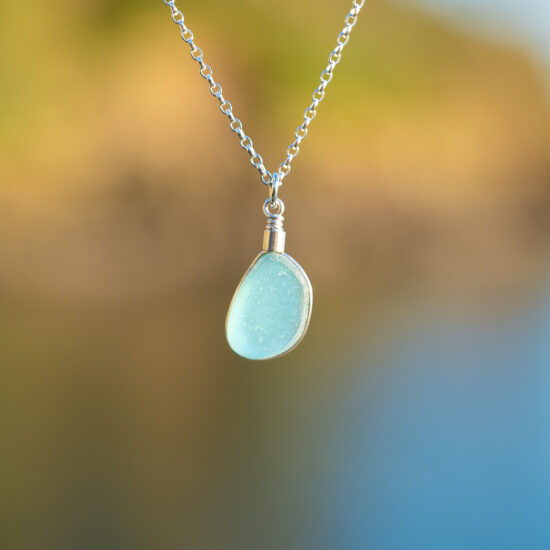 Sea glass pendant aqua - Image 3