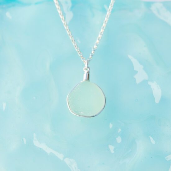 Sea glass pendant - aqua