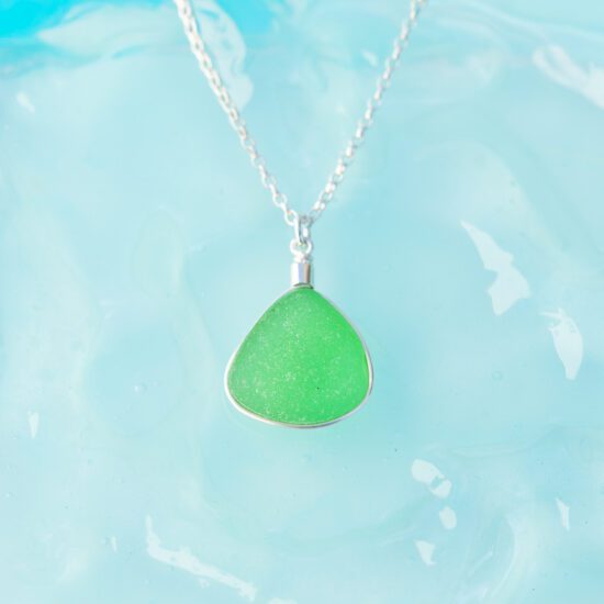 Sea glass pendant - green