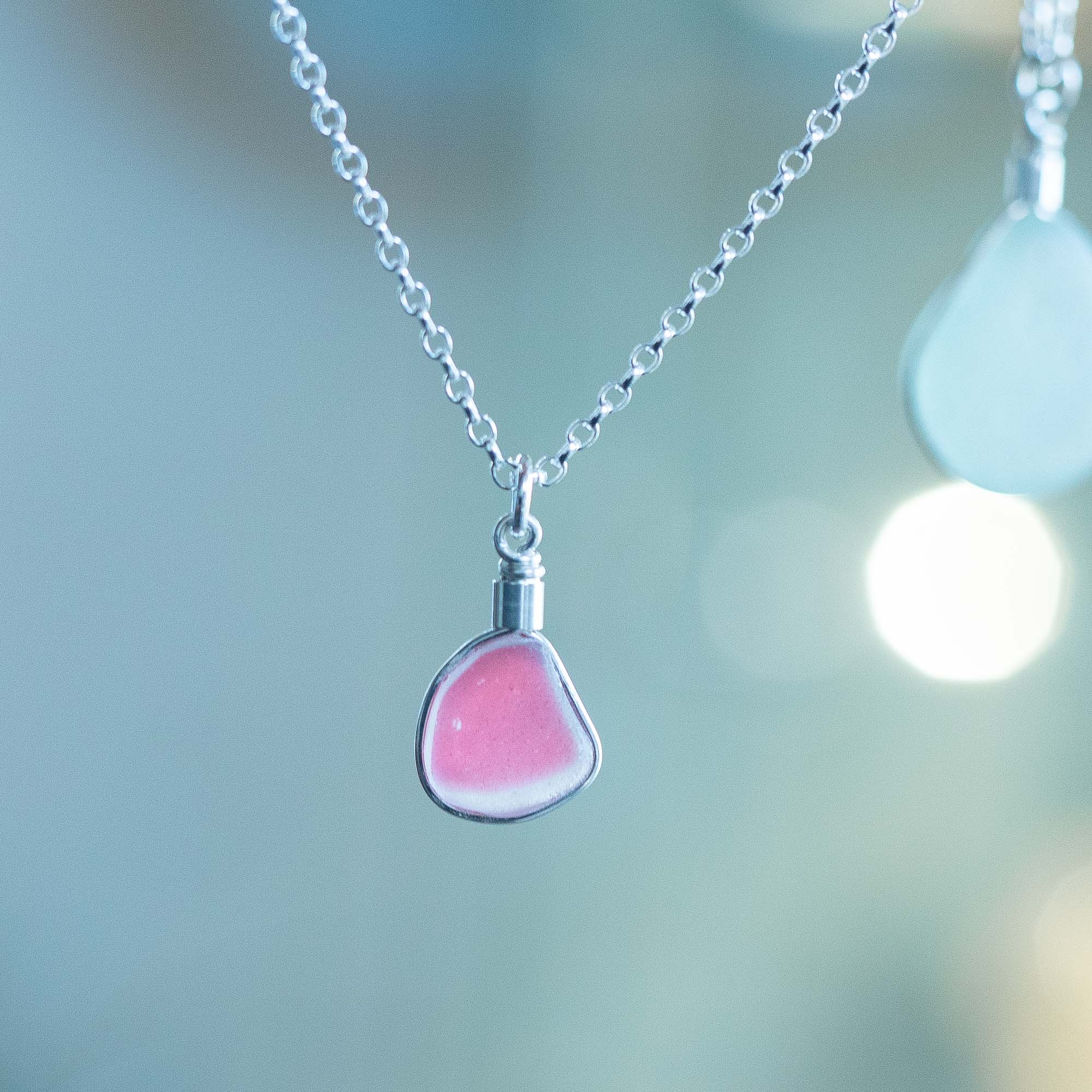 RARE FIND - Sea glass pendant pink - Image 6