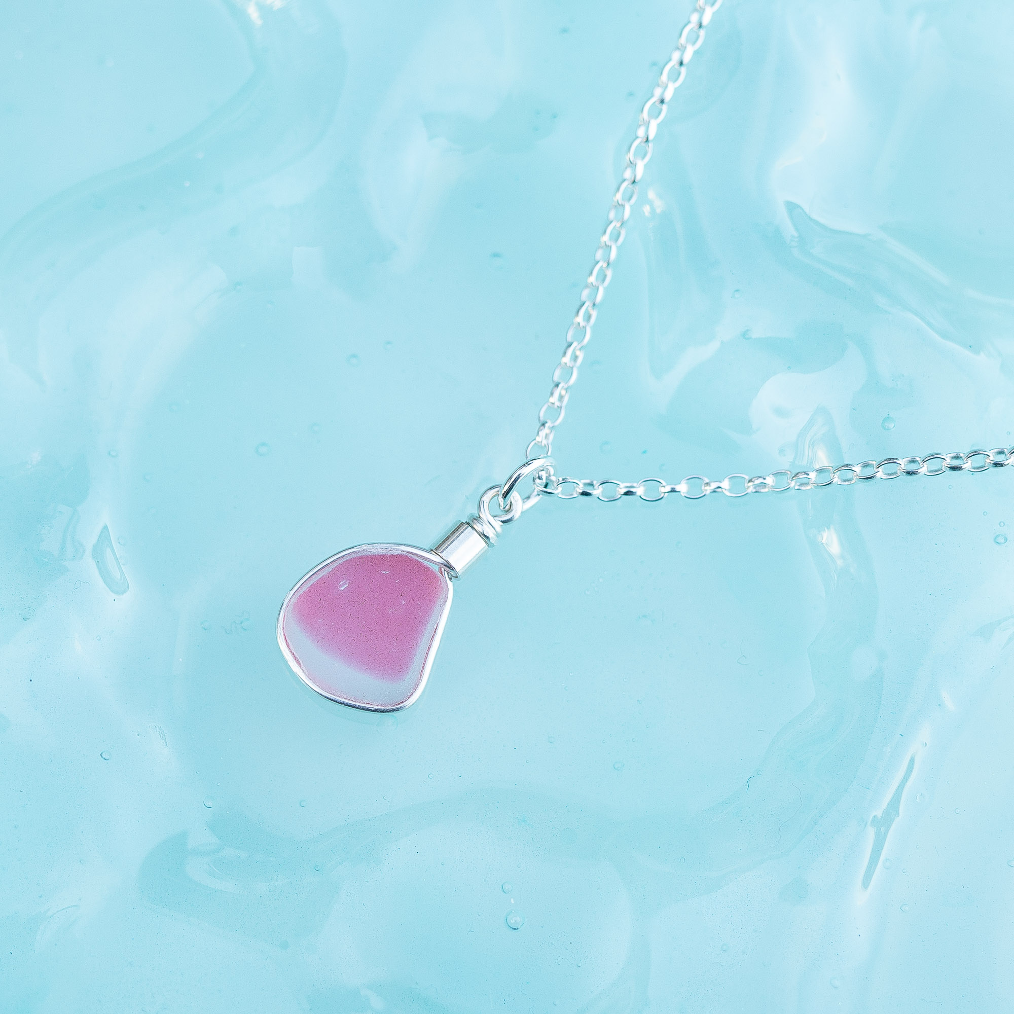 RARE FIND - Sea glass pendant pink - Image 5