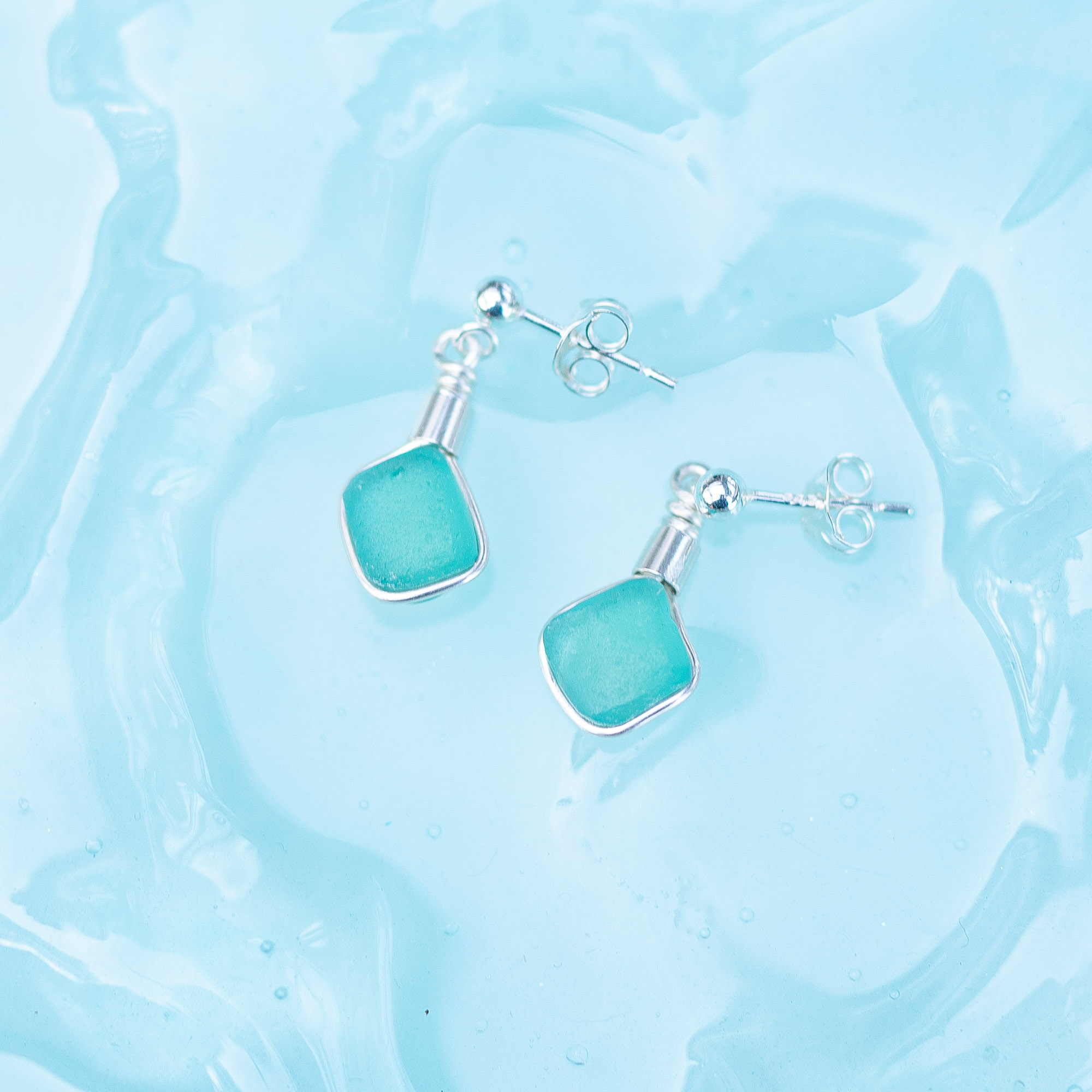 RARE FIND - sea glass stud earrings teal
