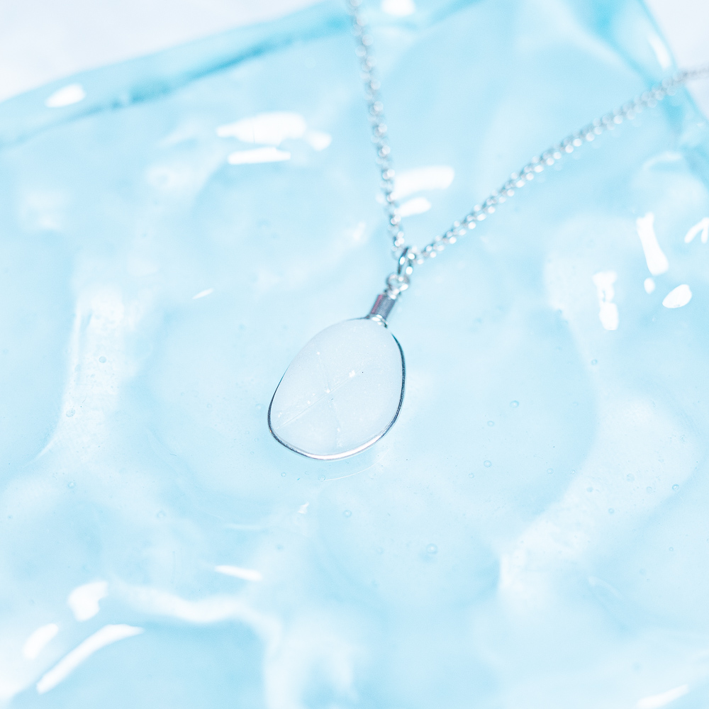 Sea glass pendant white textured - Image 4