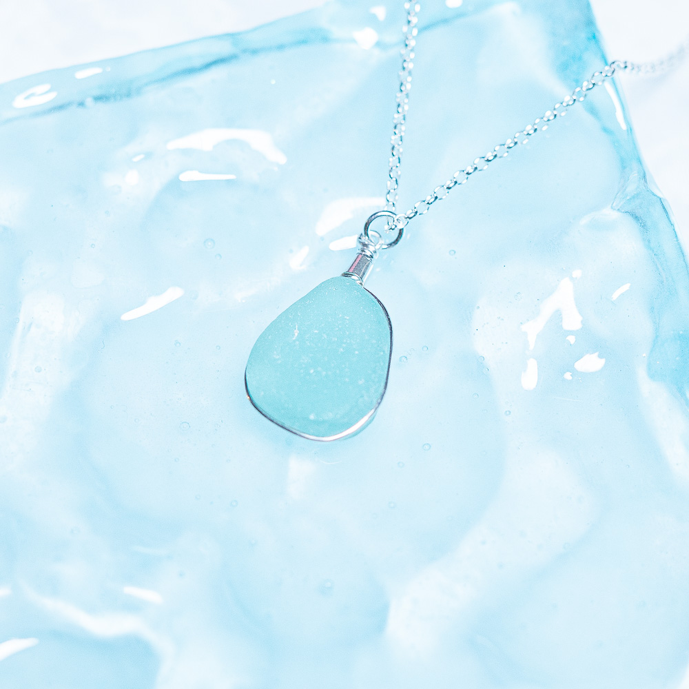 Sea glass pendant sea foam green - Image 5