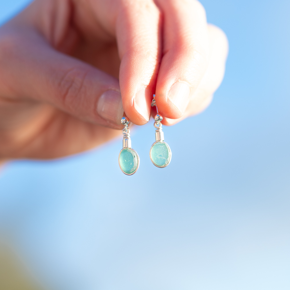 Sea glass stud earrings - Green - Image 5