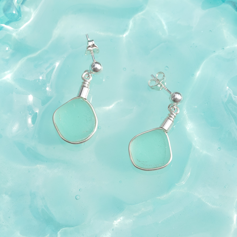 Sea Glass stud earrings - aqua - Image 3