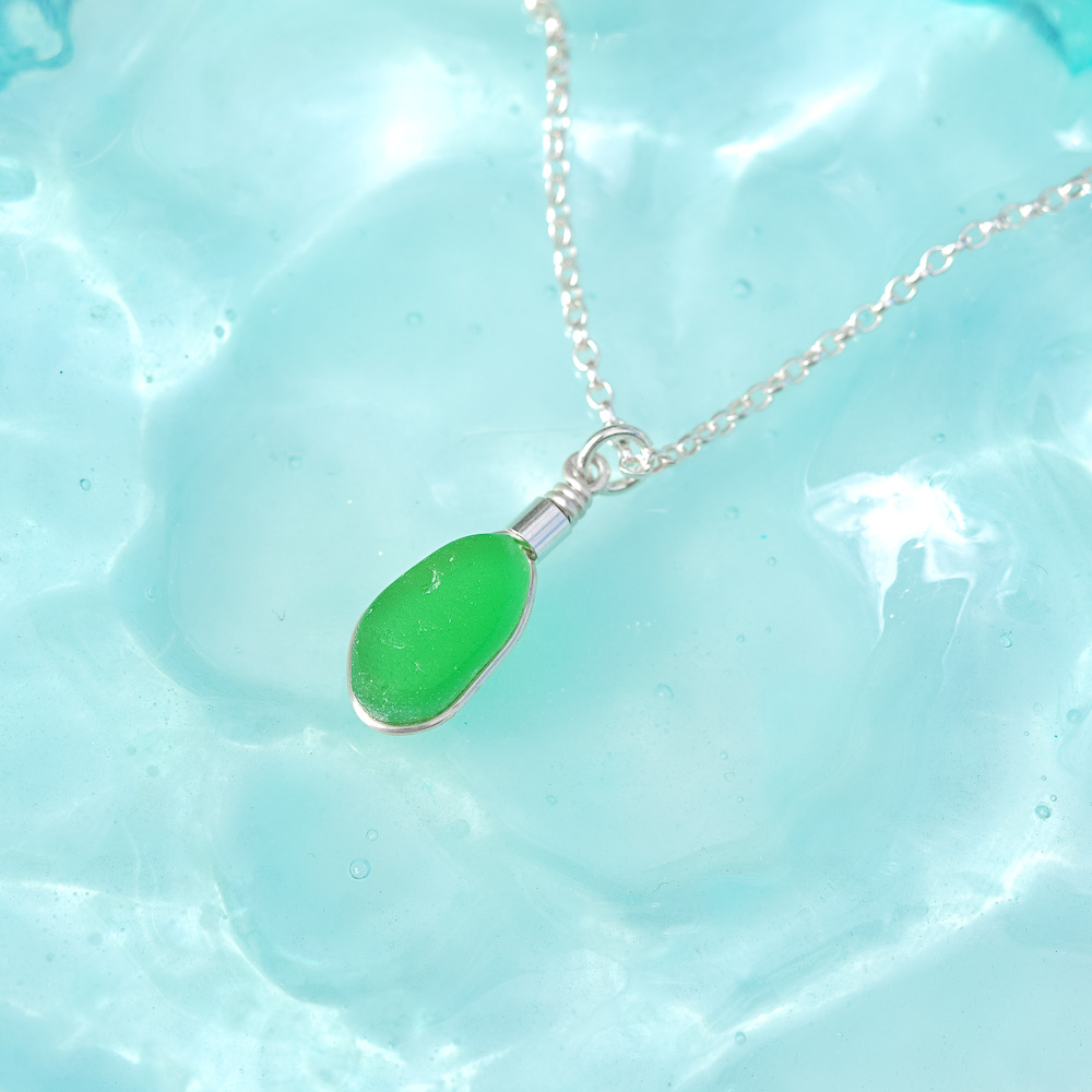 Sea glass pendant - green - Image 3