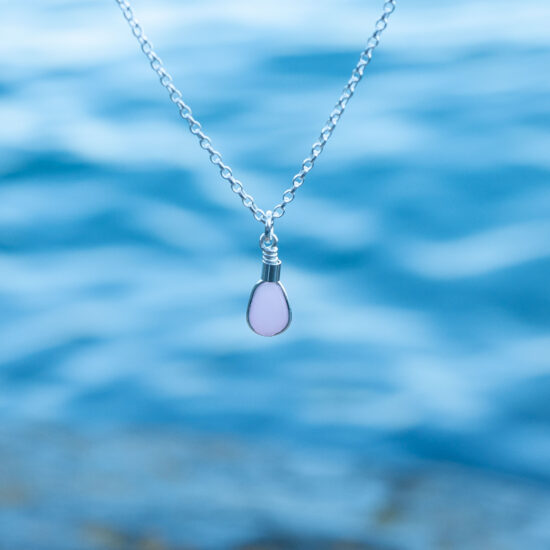 Sea Glass Pendant pink ultra rare - Image 2