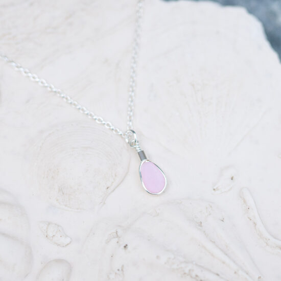 Sea Glass Pendant pink ultra rare - Image 4