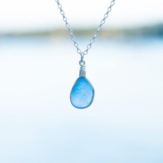 RARE FIND - Sea glass pendant blue - Image 3