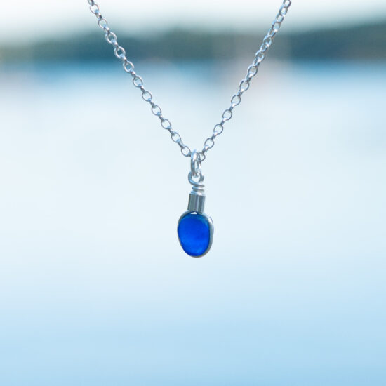 RARE FIND - Sea glass pendant blue - Image 3