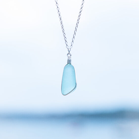 RARE FIND - Sea glass pendant aqua bottle stopper - Image 2
