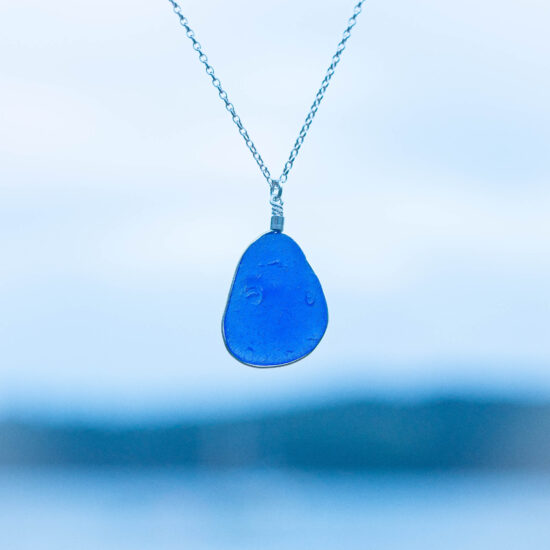ULTRA RARE FIND - Sea glass large cobalt blue - Image 2