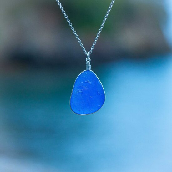 ULTRA RARE FIND - Sea glass large cobalt blue - Image 3