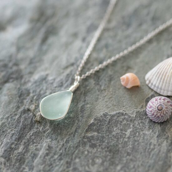 Sea glass pendant aqua - Image 5