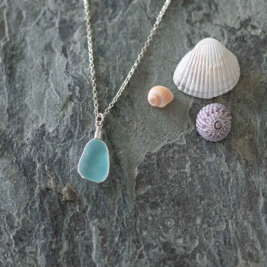 Sea glass pendant aqua - Image 4