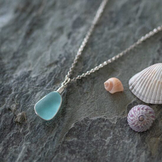 Sea glass pendant aqua - Image 5