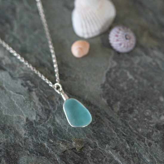 Sea glass pendant aqua - Image 6
