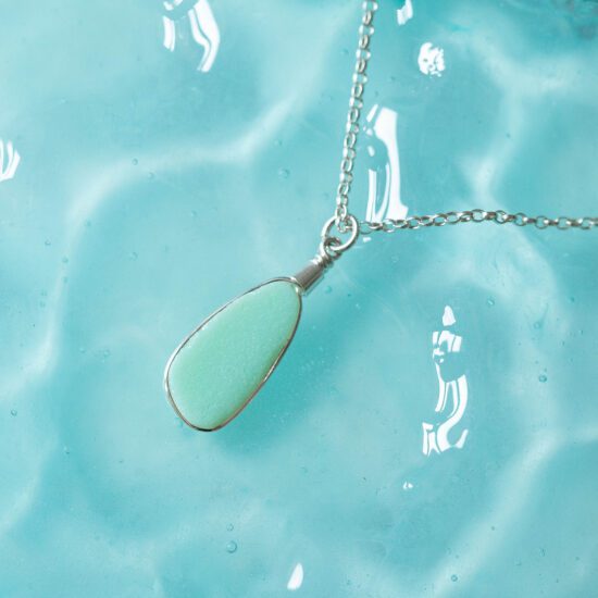 RARE FIND - Opaque sea glass pendant mint - Image 3