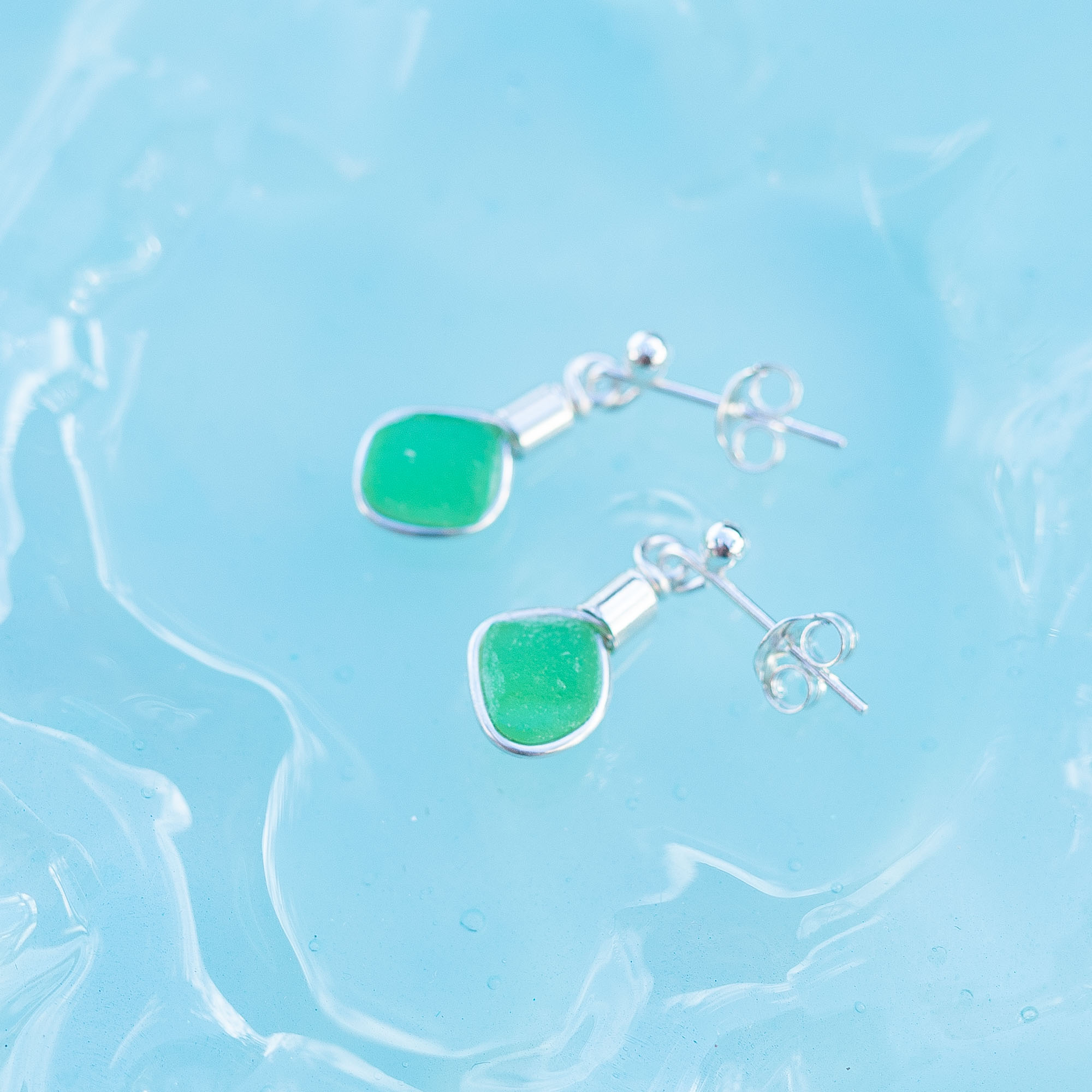 Sea glass stud earrings - Green - Image 3