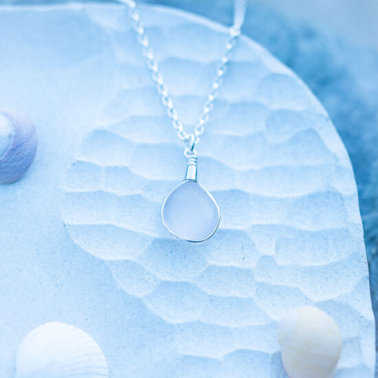 Sea glass pendant white - Image 4